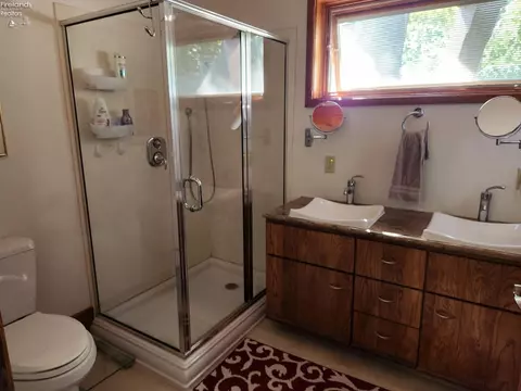 1214 Prairie St, Marblehead, OH 43440 photo 25
