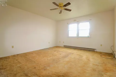 419 Brinker St, Bellevue, OH 44811 photo 8