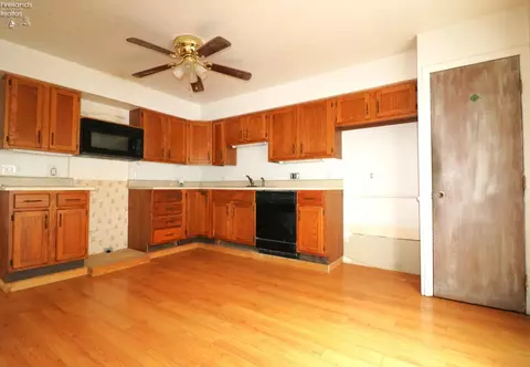 419 Brinker St, Bellevue, OH 44811 photo 6