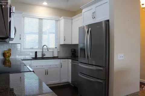 122 Turtle Bay, Huron, OH 44839 photo 5
