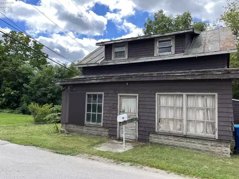 23 Avery St, Tiffin, OH 44883