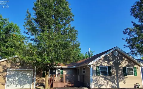 279 Devonshire Rd, Vermilion, OH 44089