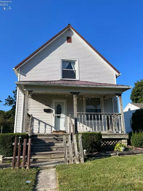 14 Fostoria St, Tiffin, OH 44883