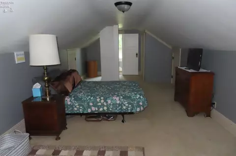 122 Robert Ave, Bellevue, OH 44811 photo 16