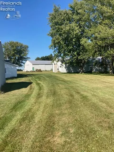 5240 State Route 101, Clyde, OH 43410 photo 7