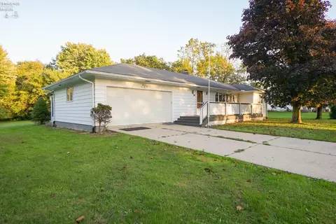 106 N Leonard St, Green Springs, OH 44836