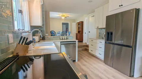 222 Shawnee Pl, Huron, OH 44839 photo 11