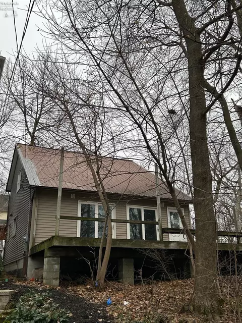501 Cherry Ave, Lakeside, OH 43440