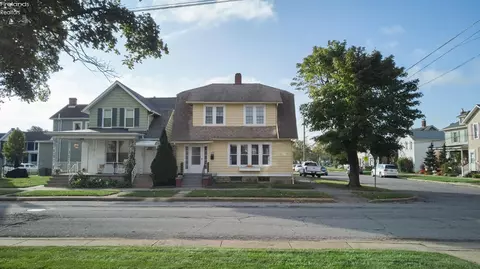 612 W Jefferson St, Sandusky, OH 44870