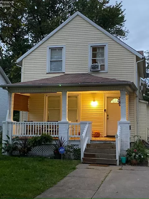 1753 E 30th St, Lorain, OH 44055