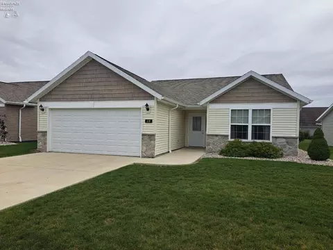 219 Myah Dr, Fremont, OH 43420