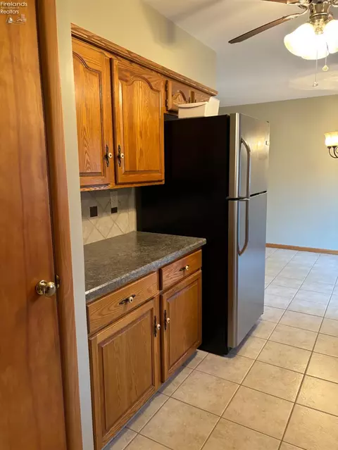 112 Bryden Rd, Tiffin, OH 44883 photo 5