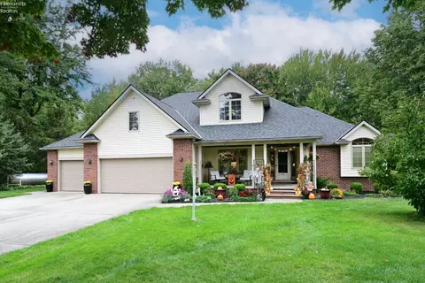 3244 Brownhelm Sta, Vermilion, OH 44089