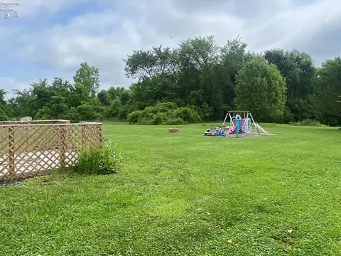 3144 Washburn Rd, Willard, OH 44890 photo 8