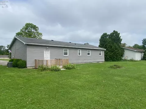 3144 Washburn Rd, Willard, OH 44890 photo 6