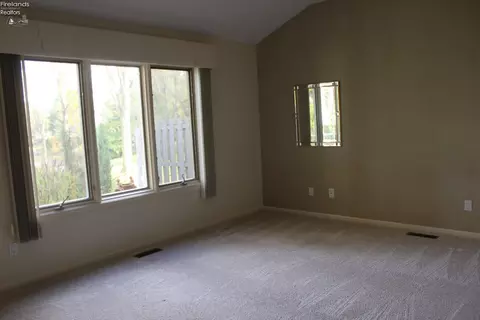 509 Riverside Dr, Huron, OH 44839 photo 16