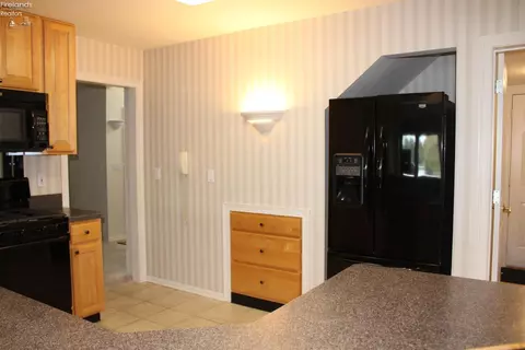 509 Riverside Dr, Huron, OH 44839 photo 8