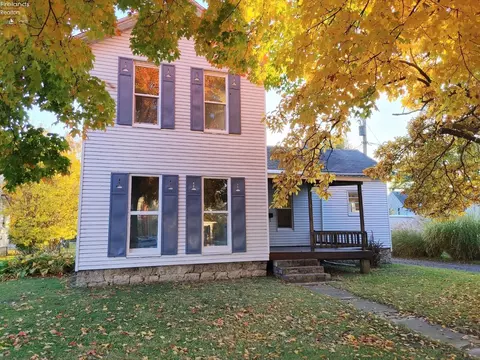 352 N Sandusky St, Tiffin, OH 44883