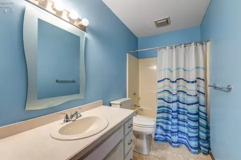 716 Martha Dr, Huron, OH 44839 photo 32
