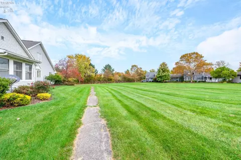 716 Martha Dr, Huron, OH 44839 photo 40