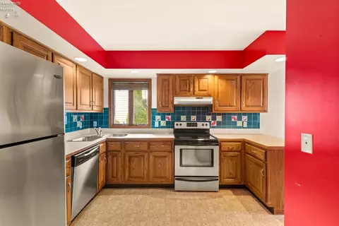 716 Martha Dr, Huron, OH 44839 photo 8