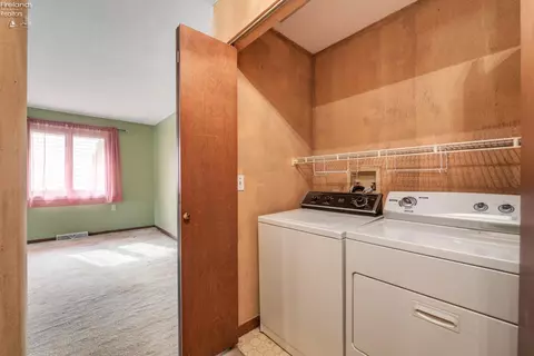 716 Martha Dr, Huron, OH 44839 photo 23