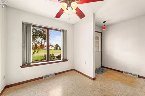 716 Martha Dr, Huron, OH 44839 photo 5