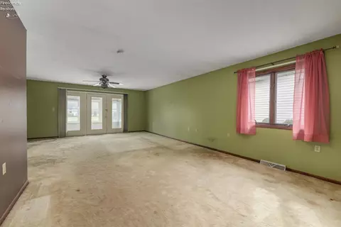 716 Martha Dr, Huron, OH 44839 photo 14
