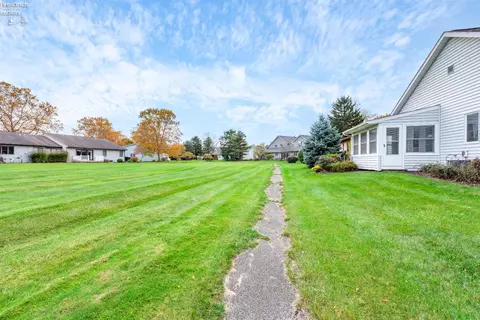 716 Martha Dr, Huron, OH 44839 photo 39