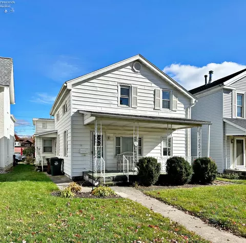 126 N Monroe St, Tiffin, OH 44883