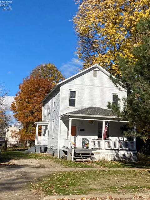 318 Sandusky Ave, Fremont, OH 43420