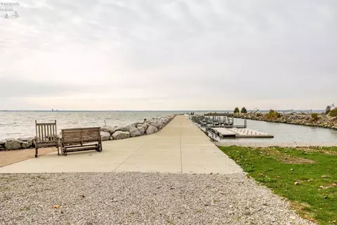 8884 E Bayshore Rd #3, Marblehead, OH 43440 photo 4