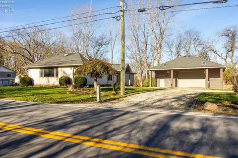 9713 River Rd, Huron, OH 44839 photo 3