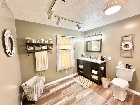 403 Moore Ave, Bellevue, OH 44811 photo 13