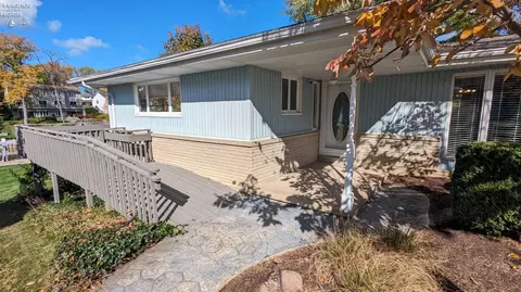 1209 Riverside Dr, Huron, OH 44839 photo 3