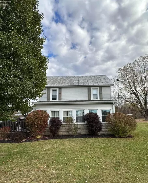 312 Monroe St, Bettsville, OH 44815