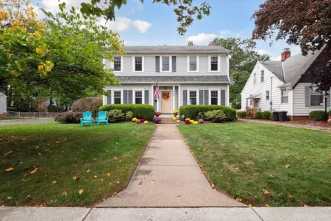1968 Lakeview Ave, Rocky River, OH 44116