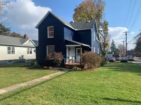 90 Grand Ave, Tiffin, OH 44883