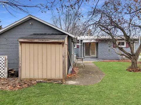 414 Ames St, Clyde, OH 43410 photo 24