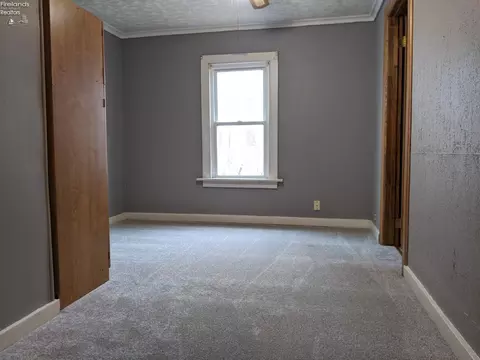 414 Ames St, Clyde, OH 43410 photo 16