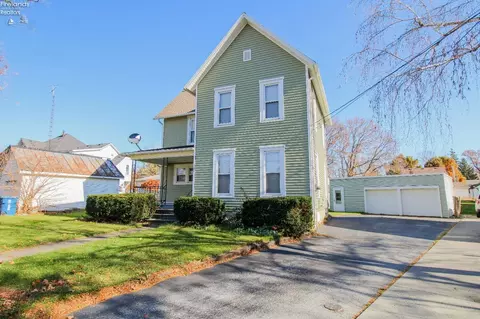 109 Lawrence St, Bellevue, OH 44811