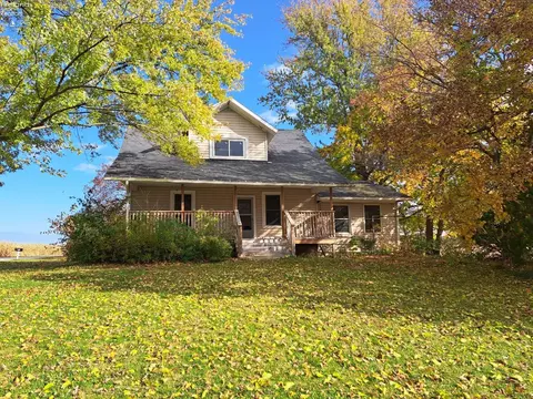 583 County Road 204, Fremont, OH 43420