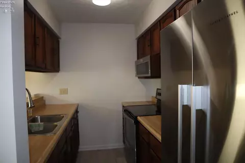 416 Brinker St, Bellevue, OH 44811 photo 6