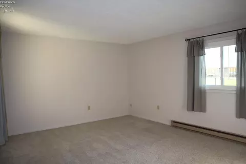 416 Brinker St, Bellevue, OH 44811 photo 7