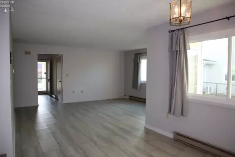 416 Brinker St, Bellevue, OH 44811 photo 3