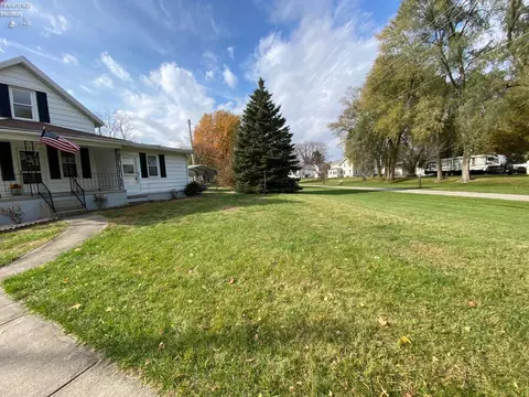 703 Vine St, Clyde, OH 43410 photo 20