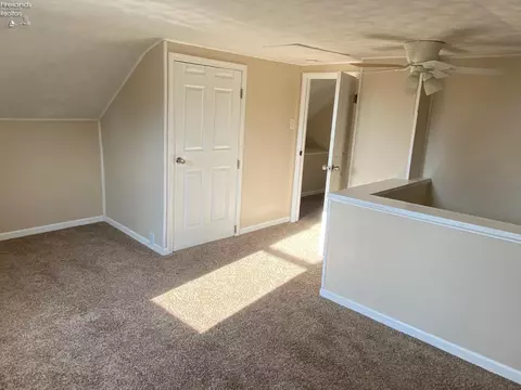 703 Vine St, Clyde, OH 43410 photo 6