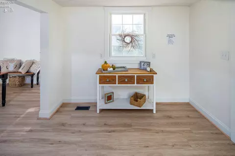 253 W Maple St, Clyde, OH 43410 photo 5