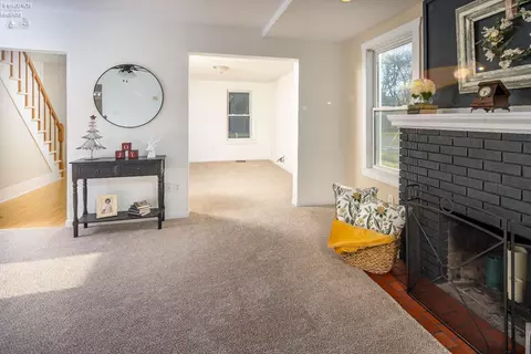 253 W Maple St, Clyde, OH 43410 photo 11