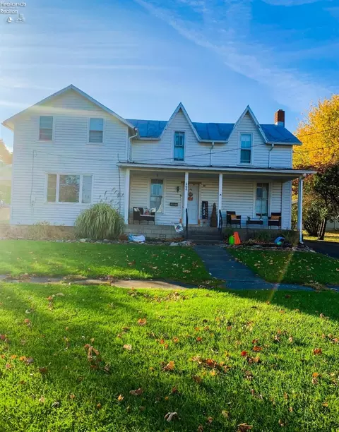 208 Woodward St, Bellevue, OH 44811